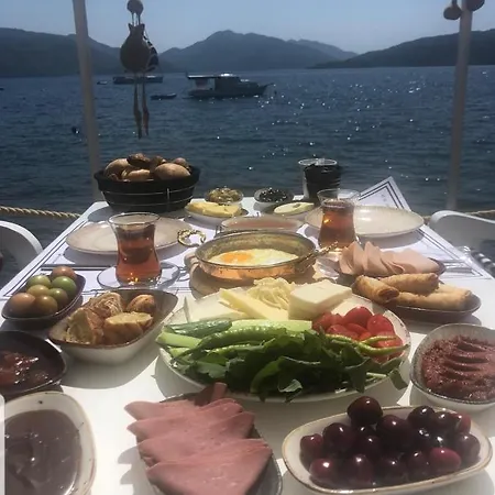 Ξενοδοχείο Heaven Μαρμαρίς